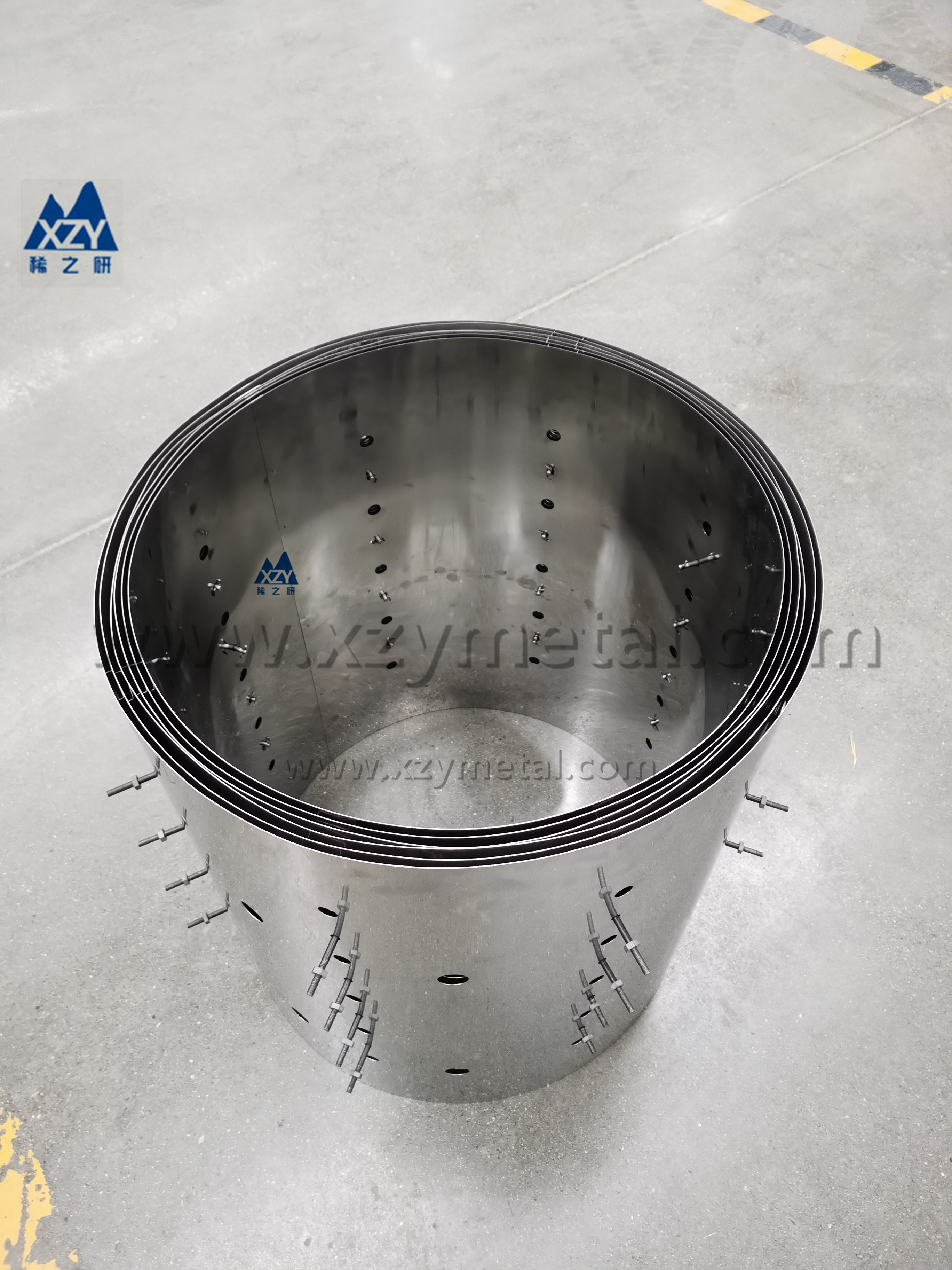 鉬板、鉬片、鉬棒、鉬舟等鉬制品初選鉬粉的粒度選擇